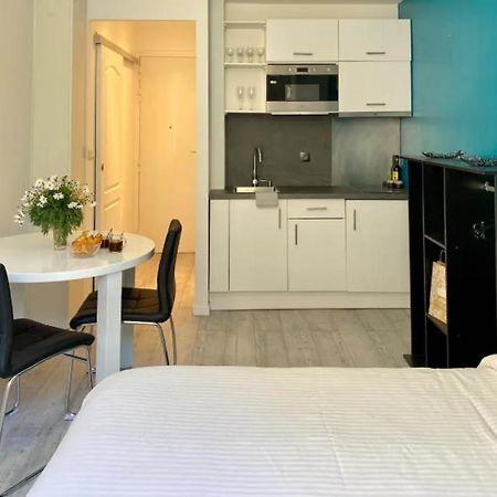 Apartamento Budget Studio Berlioz Niza Exterior foto