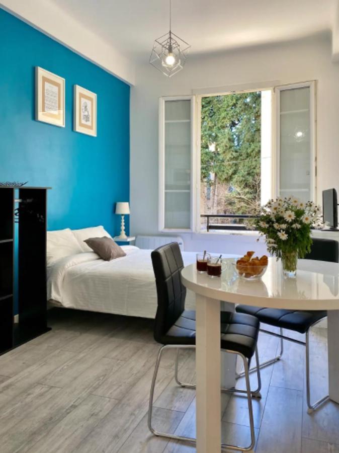 Apartamento Budget Studio Berlioz Niza Exterior foto